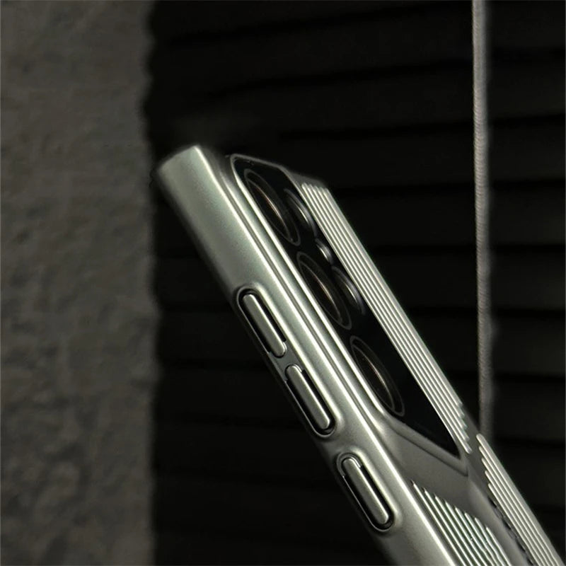 Luxury Heat Dissipation Case For Samsung Galaxy S25 S24 Ultra S23 Plus S22 Breathable Cooling Titanium Shockproof Bumper Cover