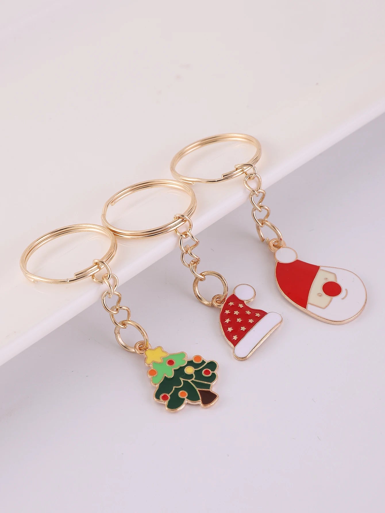 16Pcs Cartoons Father Christmas Gifts Metal Keyring Ornament purse Bag Christmas Gifts keychain for Christmas Party Gift
