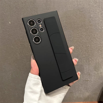 Luxury Ultra-Thin Matte Elastic Silicone Wrist Strap Shockproof Case For Samsung S25 Edge S24 S23 Ultra Plus PC Hard Clear Cover