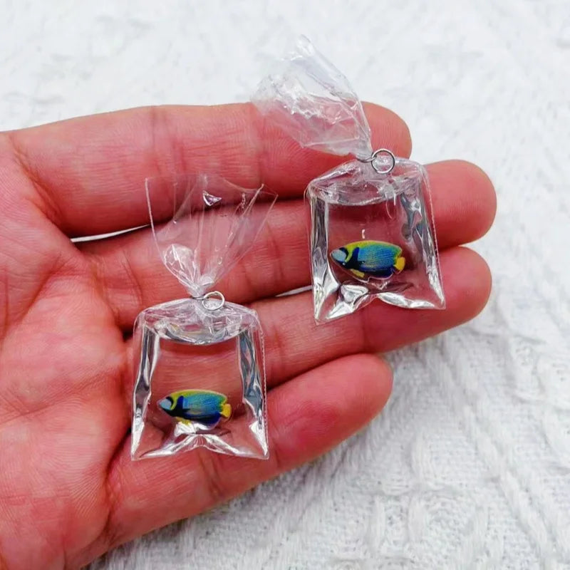 10pcs Coral Fish bag Resin Charms Ocean Transparent Small Fish In Water Bag Jewelry Pendant Jewelry Handmade DIY Material