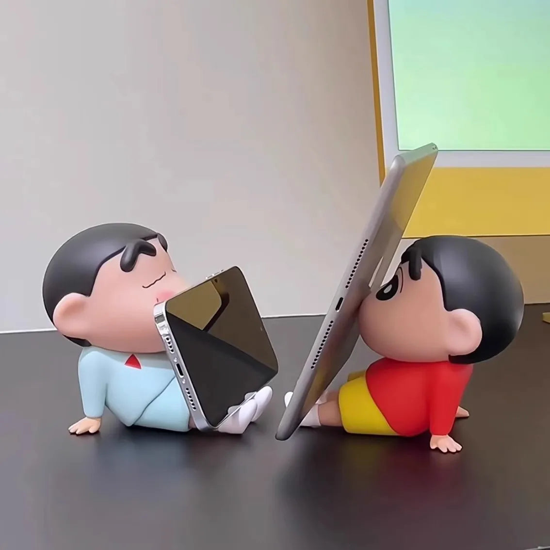 Cartoon Crayon Shin-Chan Boochan Phone Holder Desktop Anime Ornaments Watching Tv Cartoon Phone Support Cute Doll Gifts