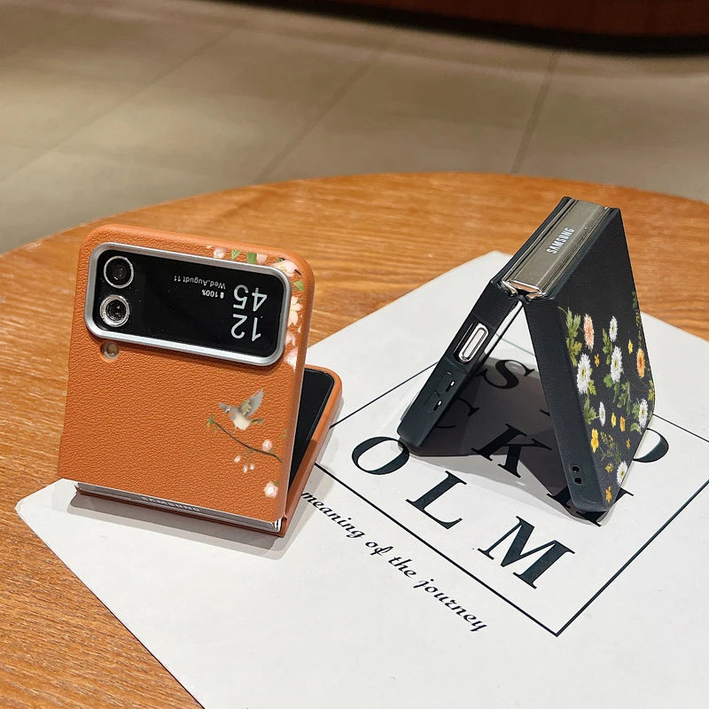 For Samsung Galaxy Z Flip 7 5 4 3 6 5G Small Flowers Folding Phone Case Leather Texture TPU Soft Cover For Samsung Z Flip3 Flip4