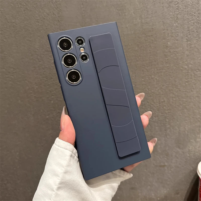 Luxury Ultra-Thin Matte Elastic Silicone Wrist Strap Shockproof Case For Samsung S25 Edge S24 S23 Ultra Plus PC Hard Clear Cover