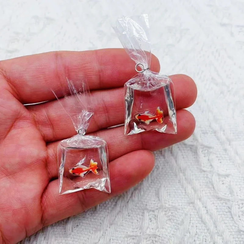 10pcs Coral Fish bag Resin Charms Ocean Transparent Small Fish In Water Bag Jewelry Pendant Jewelry Handmade DIY Material