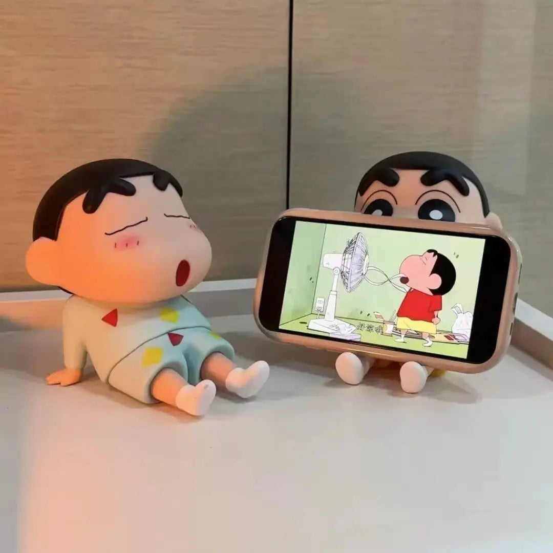 2025 New Crayon Shin chan Anime Lazy Phone Stand Mobile Stand Desktop Ornament Trendy Play Handmade Model Doll